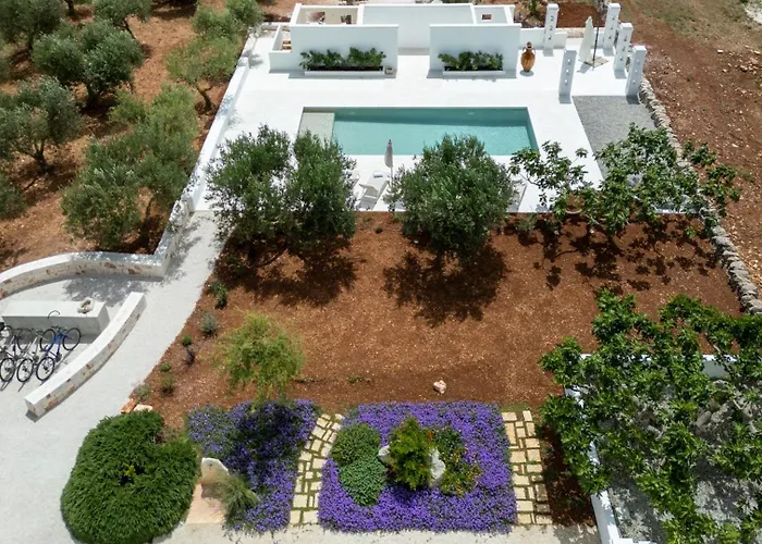 Trulli Di Mezza Cisternino