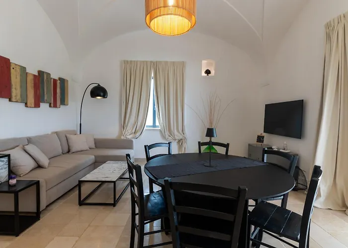 Trulli Di Mezza تْشيستيرنِنو