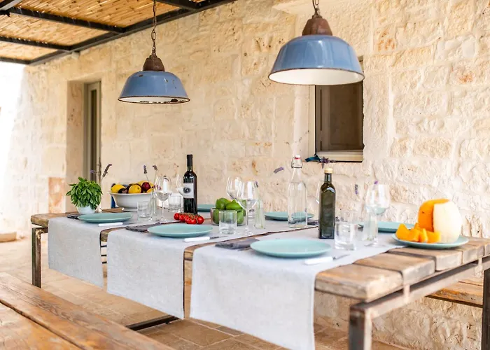 Trulli Di Mezza * تْشيستيرنِنو